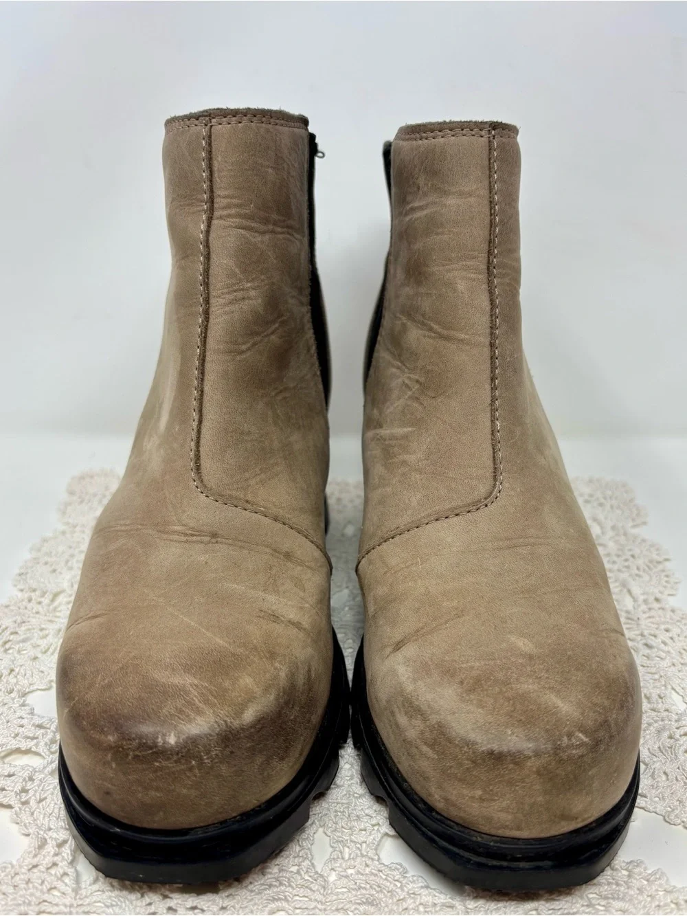 Sorel Joan of Arctic Wedge III Chelsea Hidden Wedge Ankle Boot Taupe Leather 8